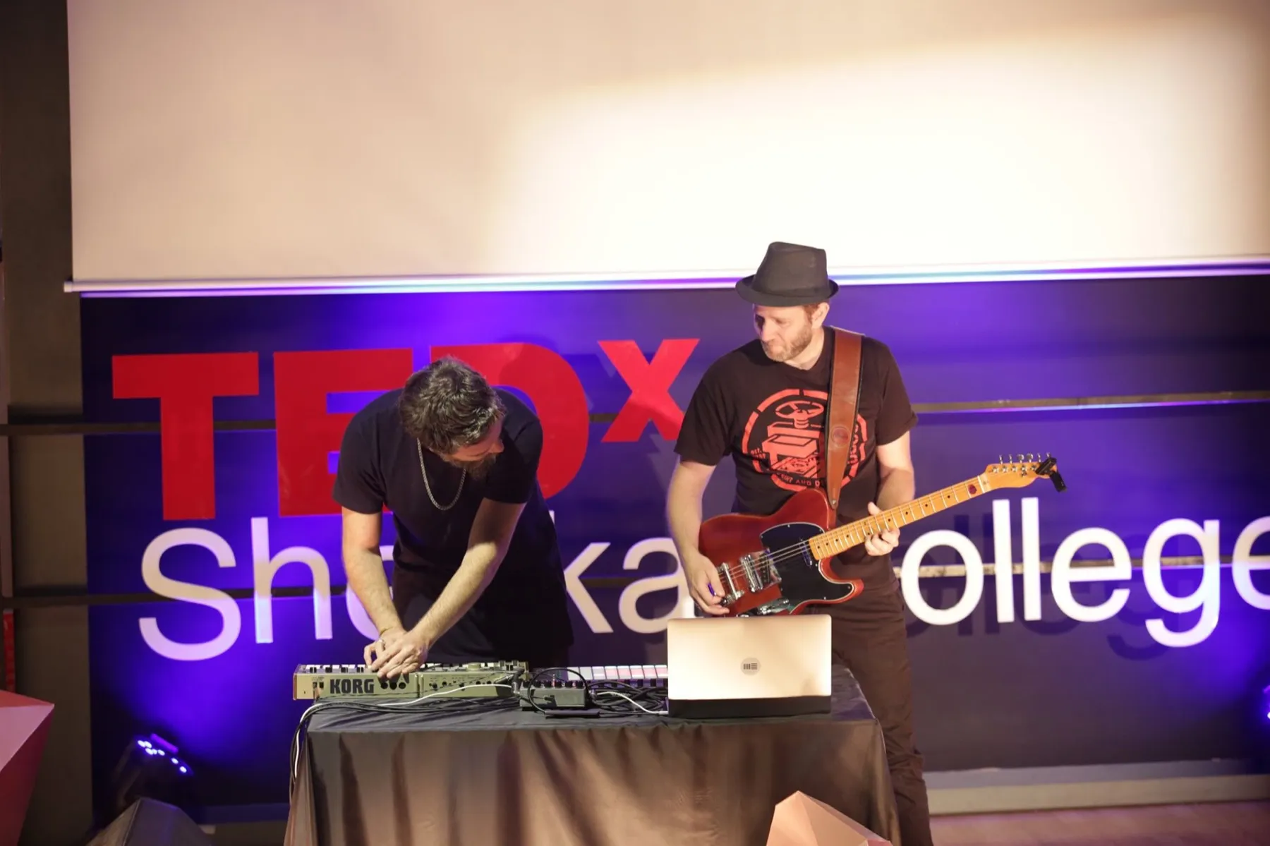 Yuvi Gerstein performing with Sponj at TEDx Shenkar College